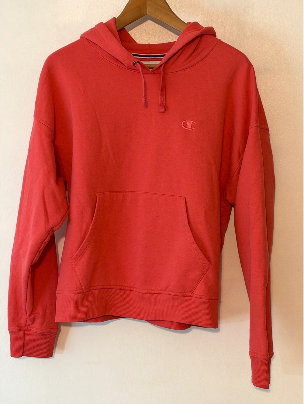 Champion Red Medium Hoodie Sweatshirt with Front Pocket